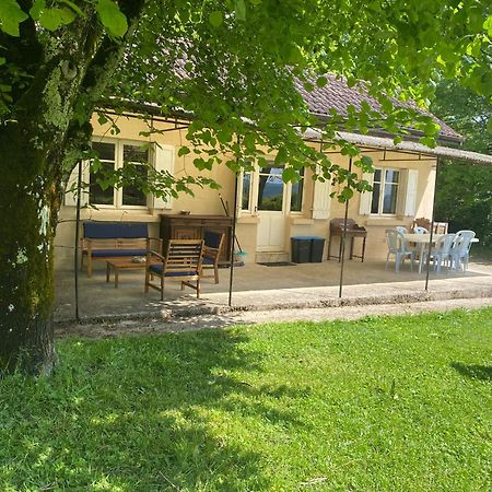 Maison Dans Ecrin De Verdure En Perigord Noir Сен-Сиприен Экстерьер фото