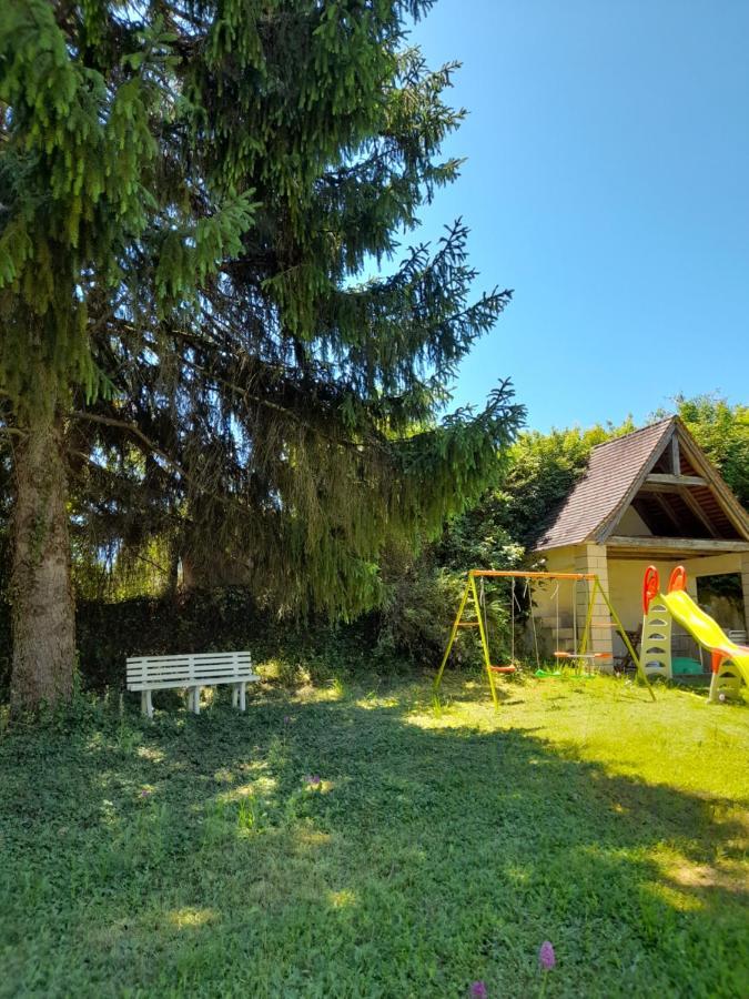 Maison Dans Ecrin De Verdure En Perigord Noir Сен-Сиприен Экстерьер фото